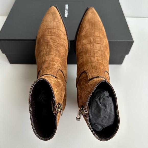 ✨New SAINT LAURENT Lukas Croc Embossed Suede 40mm Zip Western Booties Size 37.5 - Picture 7 of 12